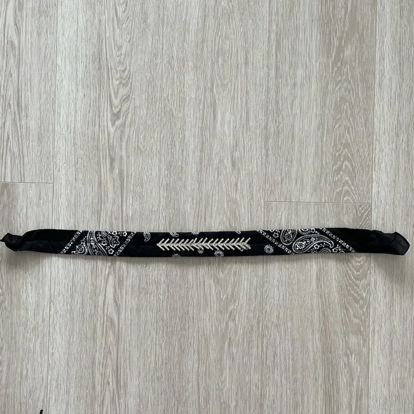 Fallon Choker - Picture 2 of 6